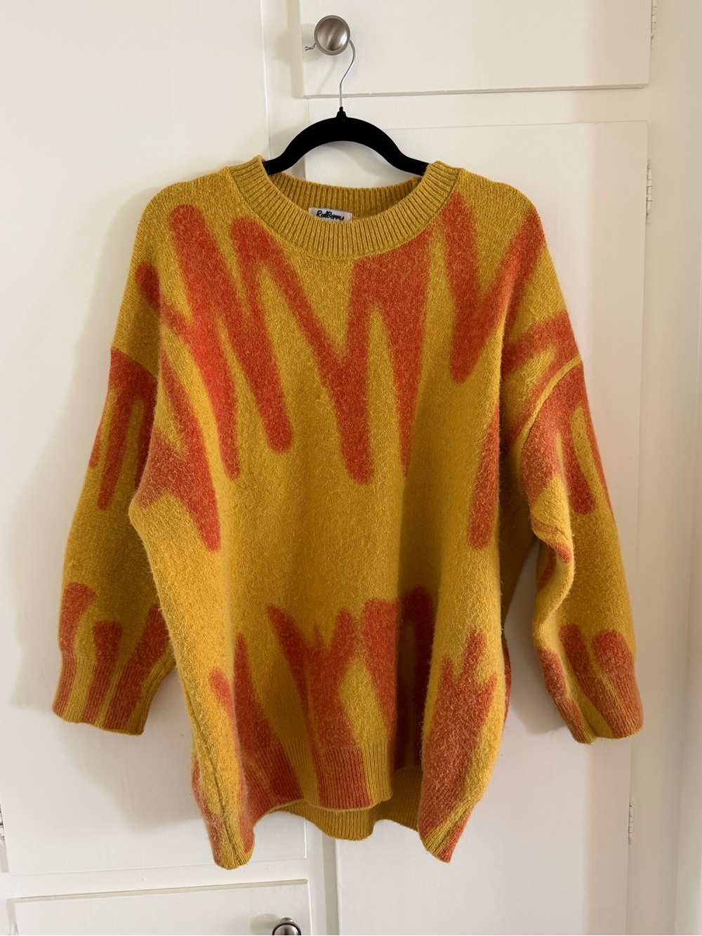 VRG GRL Mustard/Orange Along The Sidewalk Sweater Sz M/L